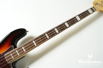 Made in Japan Traditional Late ’60s Jazz Bass - 3-Color Sunburst